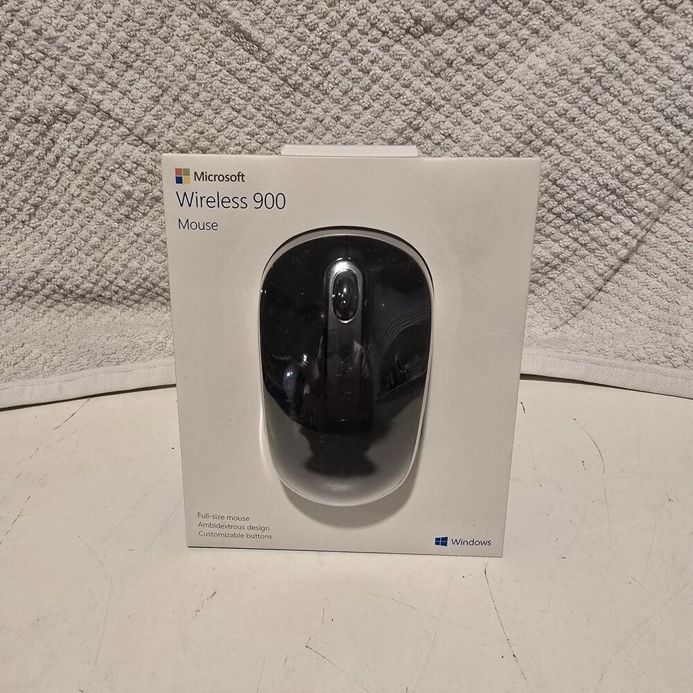 Microsoft Wireless Mouse 900 - Black New/Un-Opened (PW4-00001)